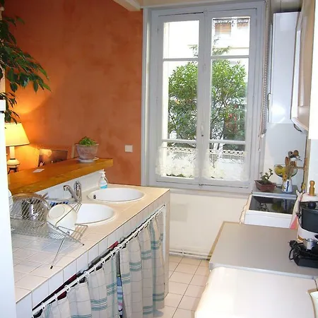 Montmartre Apartment